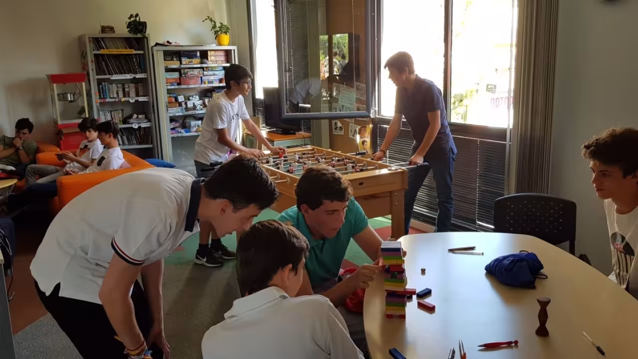 Visita Centros Educativos al CUBO Espacio Joven