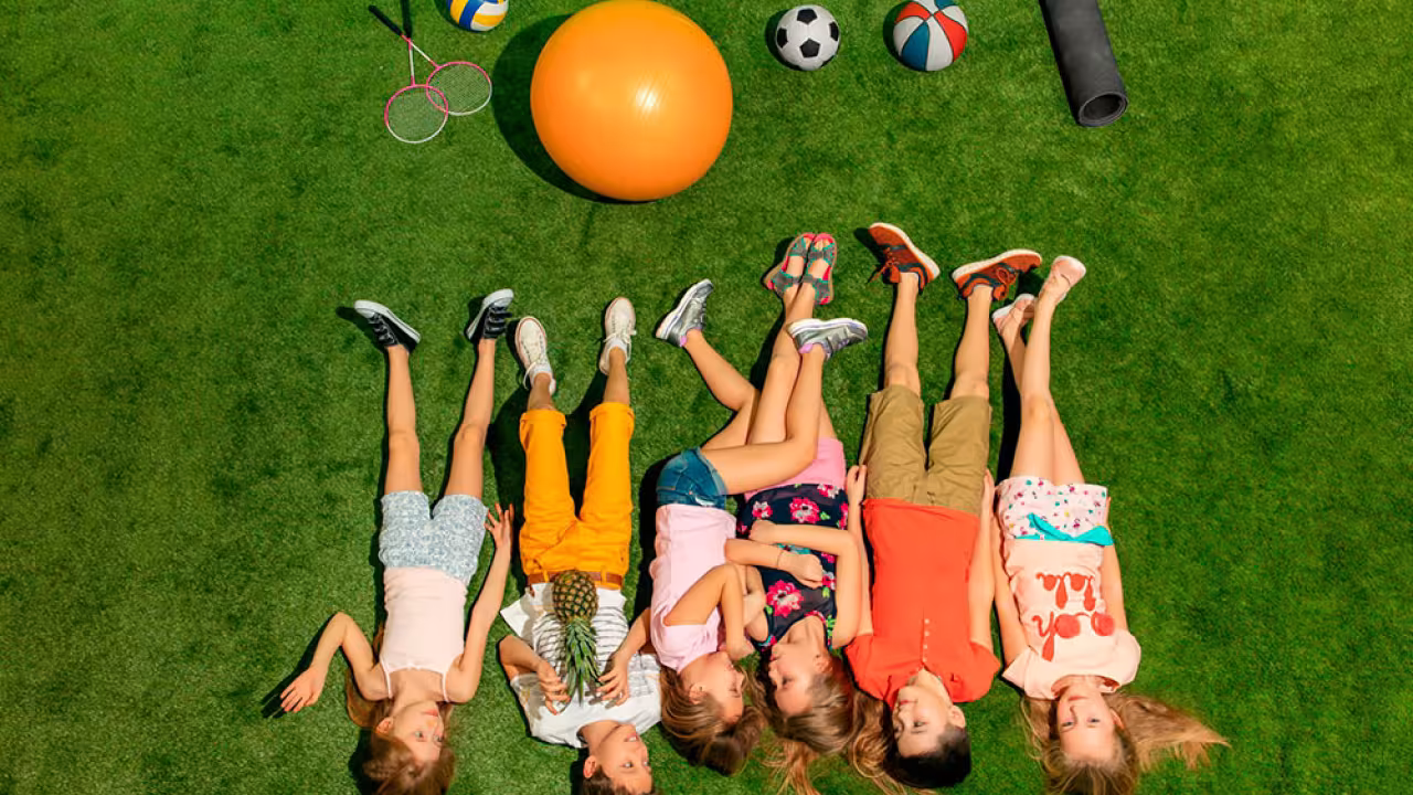 Campamentos deportivos y jóvenes