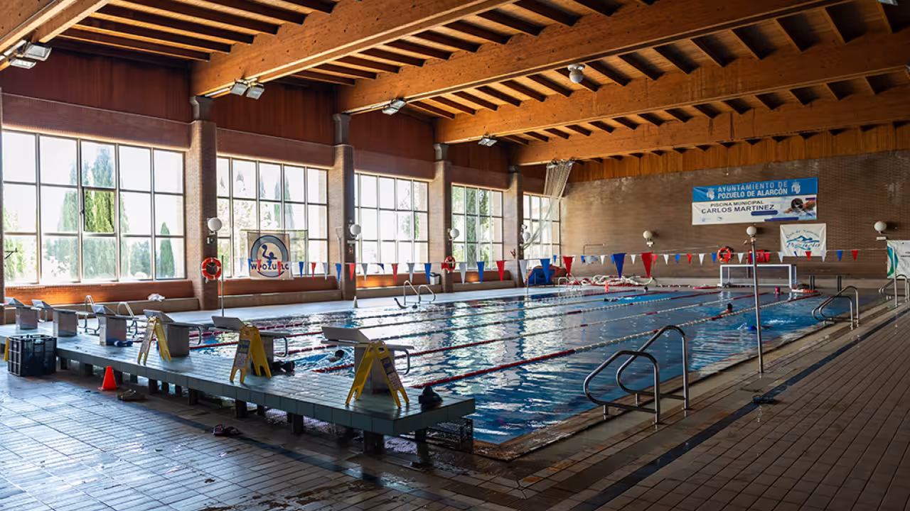Piscina polideportivo El Torreón