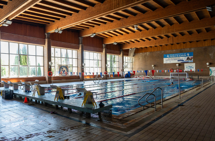 Piscina polideportivo El Torreón